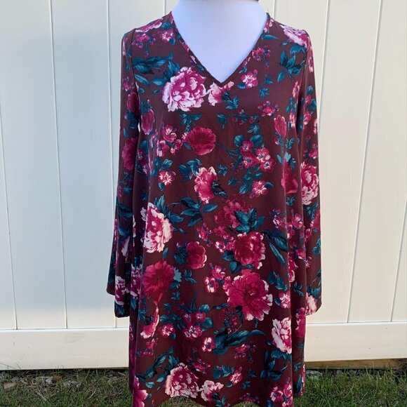 Peach Love California Dresses & Skirts - Peach Love Floral Dress size Small